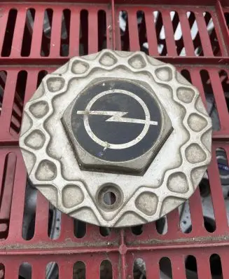 Opel Senator A Original wheel cap 0030044 90029