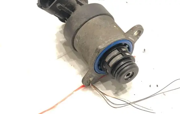 Opel Insignia A Fuel pressure regulator 0928400779