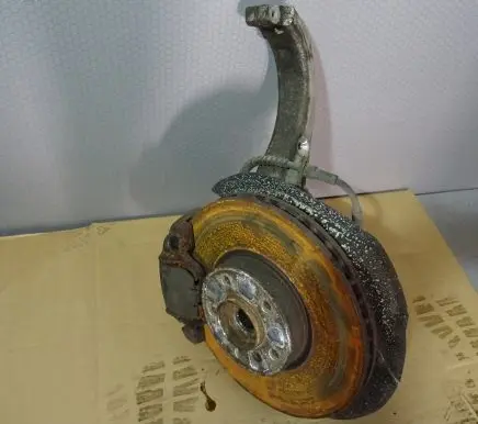 BMW X5M E70 Front wheel hub spindle knuckle