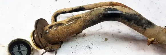 Fuel tank filler neck pipe