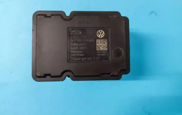 Volkswagen Golf VI ABS Pump 1K0907379AH 10096103333