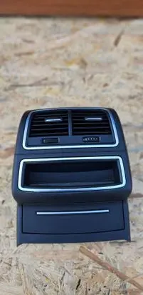 Audi A7 S7 4G Glove box central console 4G0863300