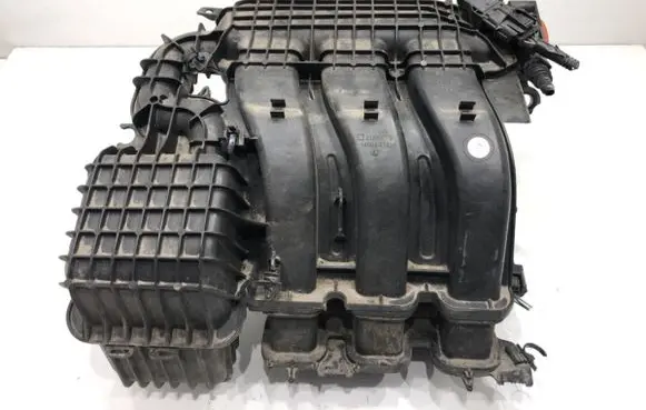 Dacia Sandero Intake manifold 140034183R