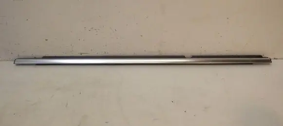 Volkswagen Tiguan Side skirt rear trim 