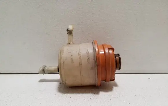 Suzuki Grand Vitara II Power steering fluid tank/reservoir 