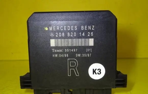 Mercedes-Benz E W210 Door control unit/module 2088201426