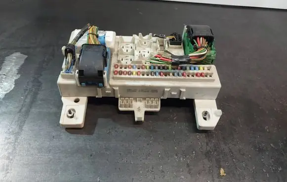 Ford Focus Central body control module 7M5T-14A073-BB