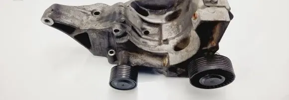 BMW 5 F10 F11 Generator/alternator bracket 11167802639 13992010