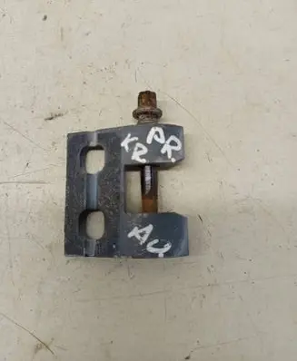 BMW 1 E81 E87 Front door upper hinge