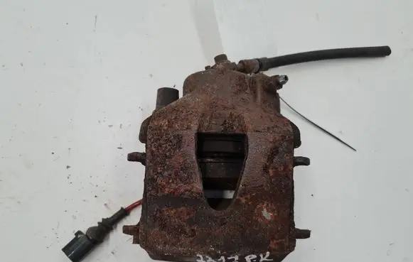 Volkswagen Golf V Front brake caliper 1K0615123D