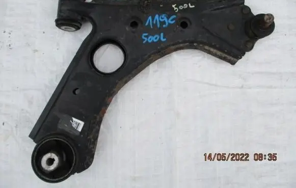 Fiat 500L Front control arm