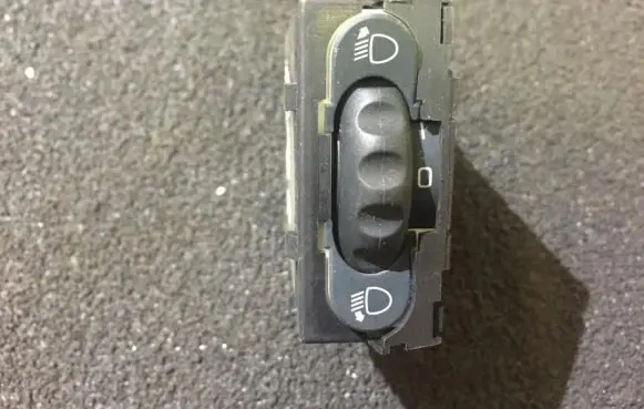Renault Scenic I Headlight level height control switch