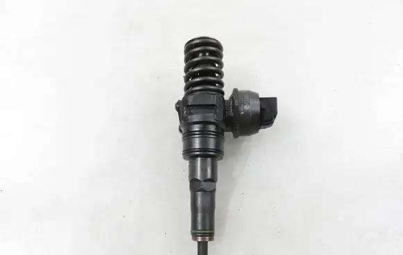 Audi A3 S3 8P Fuel injector 0414720215 038130073AG