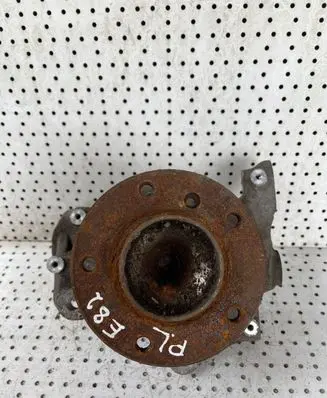 BMW 1 E82 E88 Front wheel hub spindle knuckle 6773210 13612610