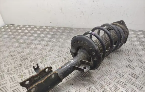 Nissan Qashqai+2 Front shock absorber/damper