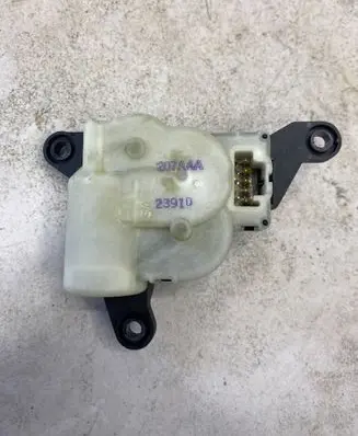 Chrysler Sebring (ST-22 - JR) Air flap motor/actuator 207AAA 2391D