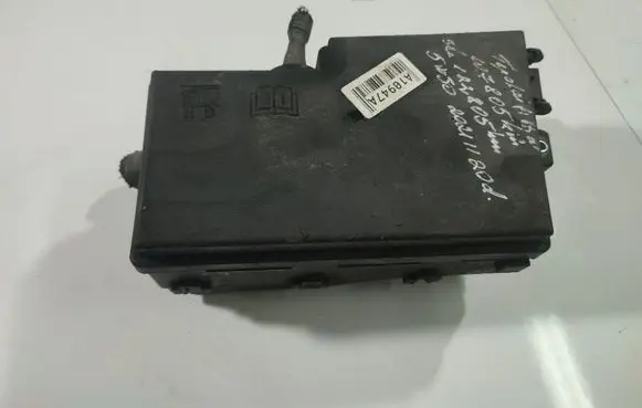 Mazda 3 I Fuse box set 3M5T14A142AB