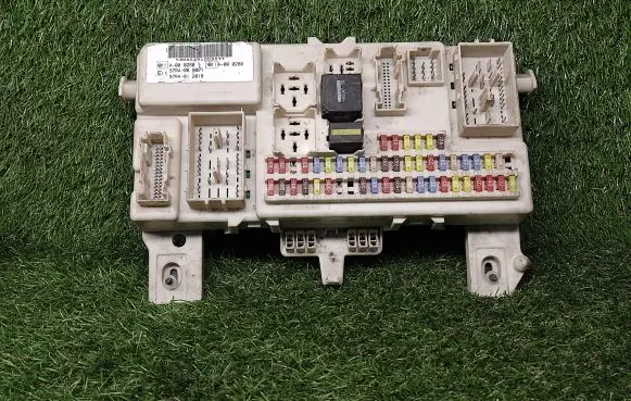 Ford Focus Power management control unit 4M5T14A073DF