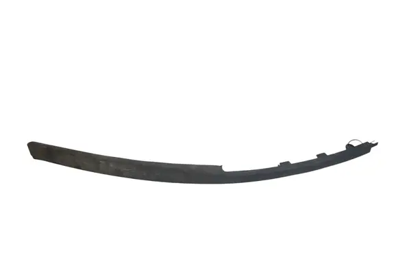 Front bumper lip