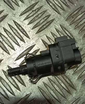 Brake pedal sensor switch
