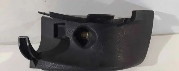 Mercedes-Benz EQC Rear/tail light trim molding A2056930163 33P220101