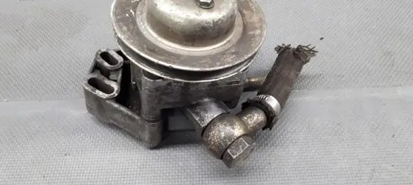 Alfa Romeo 164 Power steering pump 7681955164