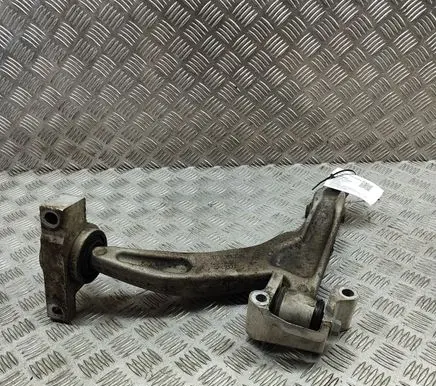 Volvo V60 Front lower control arm/wishbone 32298153