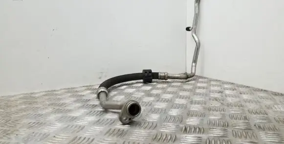 Air conditioning (A/C) pipe/hose