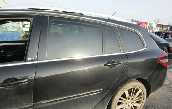 Renault Laguna III Rear door 