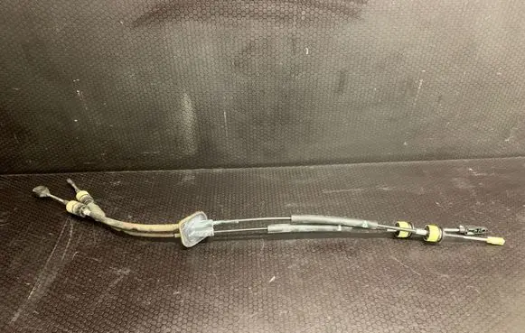 Suzuki Swift I Gear shift cable linkage 55350266