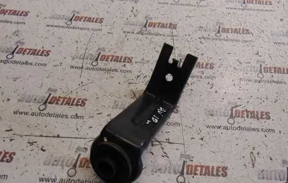 Toyota Avensis T270 Radiator support slam panel bracket 