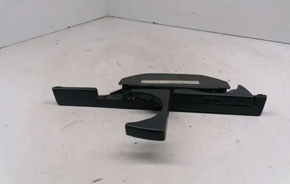 BMW 5 E39 Cup holder 8190205