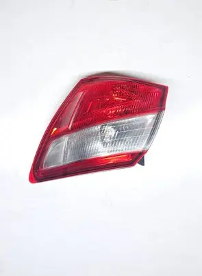 Nissan Qashqai Rear/tail lights 89503244