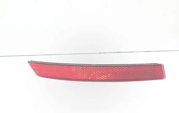BMW 2 F46 Rear tail light reflector 7850601