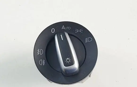 Light switch