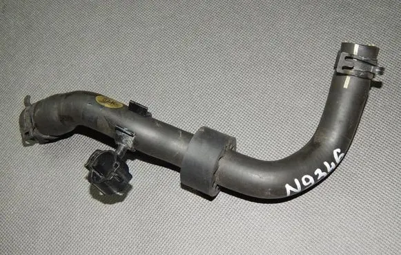 Volkswagen Scirocco Engine coolant pipe/hose 1K0122109CL
