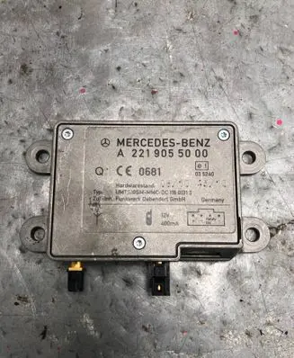 Mercedes-Benz ML W164 Aerial antenna amplifier A2219055000BILI A2219055000