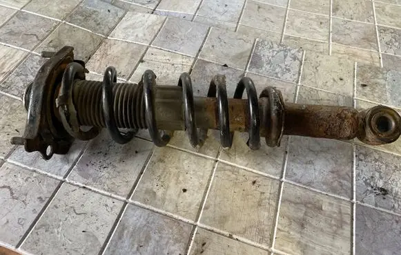 Toyota Corolla Verso AR10 Rear shock absorber with coil spring 