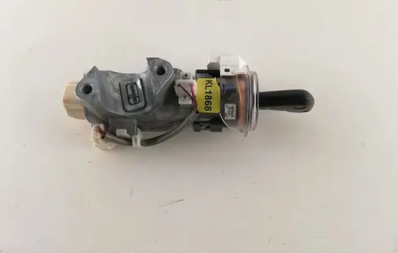 Subaru Legacy Ignition lock 88215AG000 KL1868