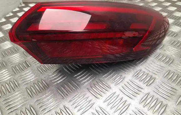 Audi Q5 SQ5 Rear/tail lights 8MA945092