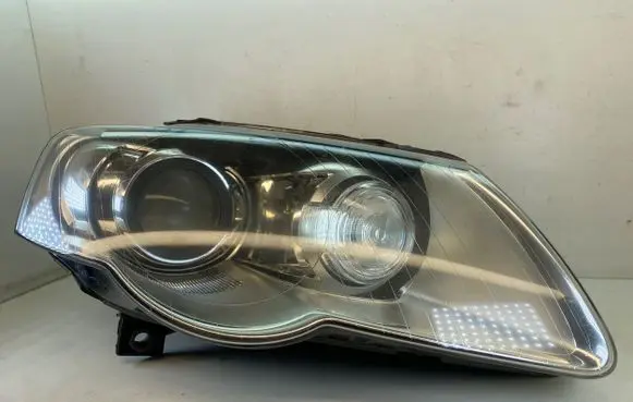 Volkswagen PASSAT B6 Headlight/headlamp 3C0941752G