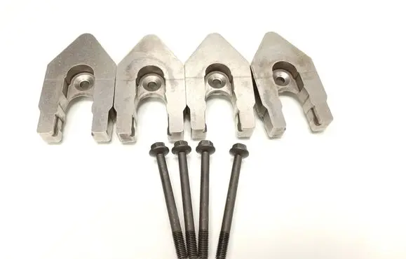 Nissan Navara D40 Fuel Injector clamp holder 
