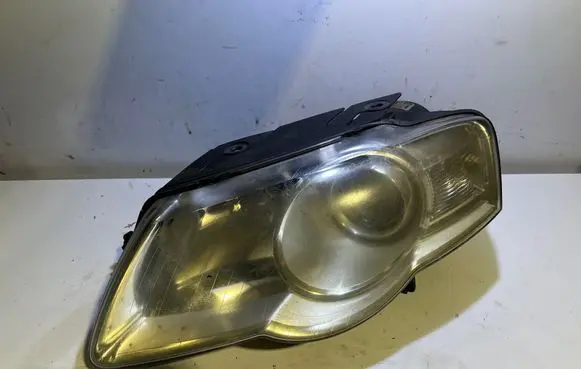 Volkswagen PASSAT B6 Headlight/headlamp 3C0941005M 05051110 89312170