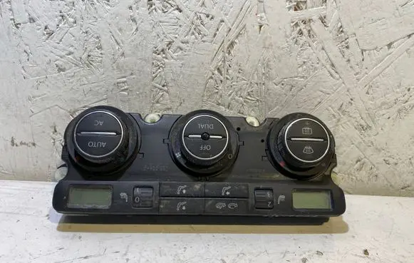 Volkswagen Tiguan Climate control unit 1K0907044DA
