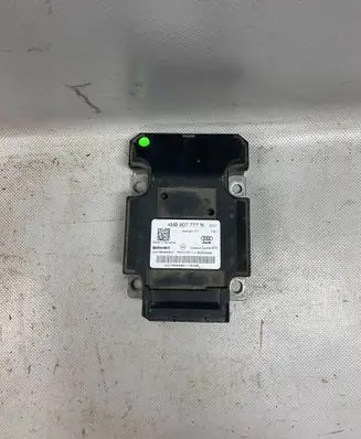 Audi Q8 Suspension control unit/module 4M8907777N