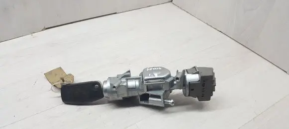 Ford Focus Ignition lock 3M513F880AD