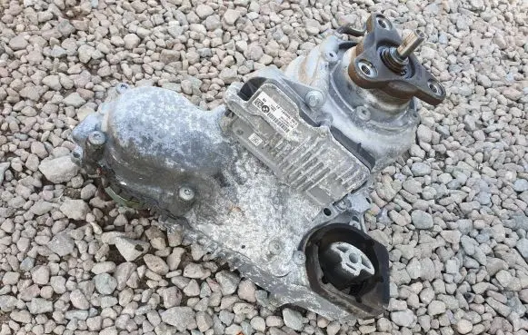 BMW 6 F12 F13 Gearbox transfer box case 7639262