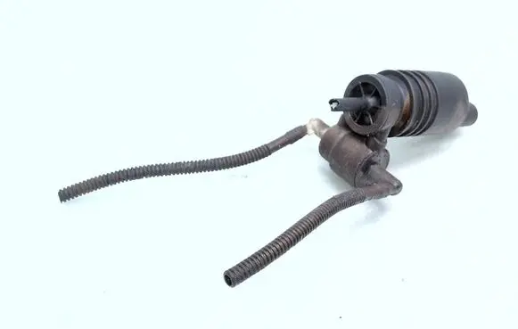 Porsche Cayenne (9PA) Windscreen/windshield washer pump