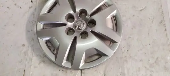 Opel Insignia A R16 wheel hub/cap/trim 13219397 13219398 VAUXHA