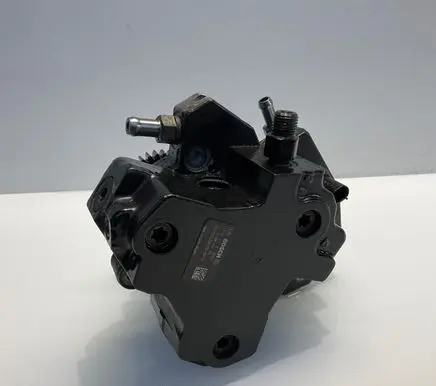 Mercedes-Benz R W251 Fuel injection high pressure pump A6420700501 6420700501